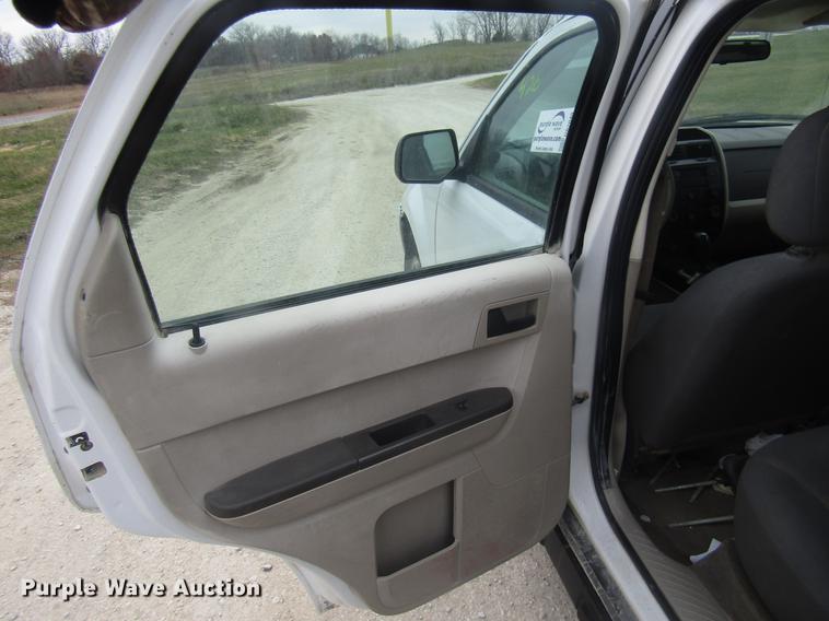 image for item DB2040 2008 Ford Escape SUV