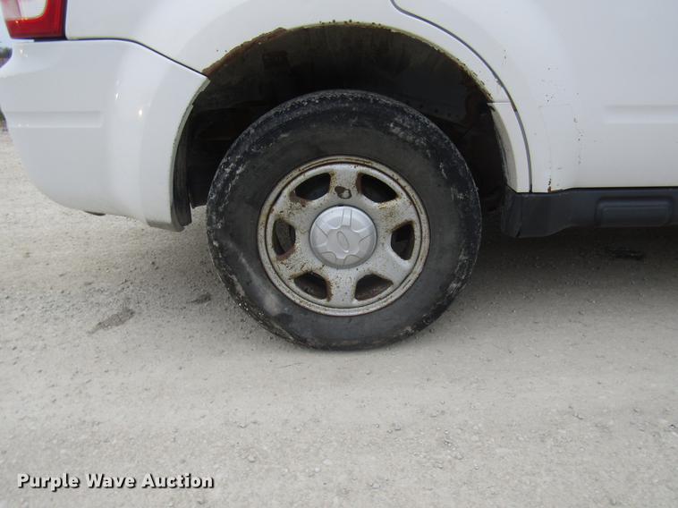 image for item DB2040 2008 Ford Escape SUV