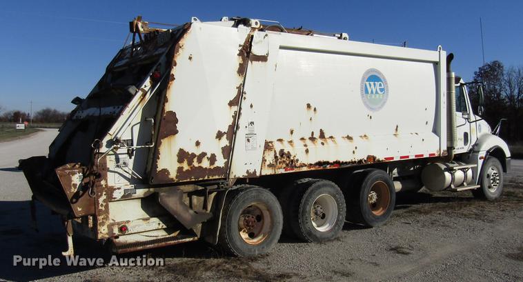 image for item DB2041 2004 Freightliner Columbia refuse truck