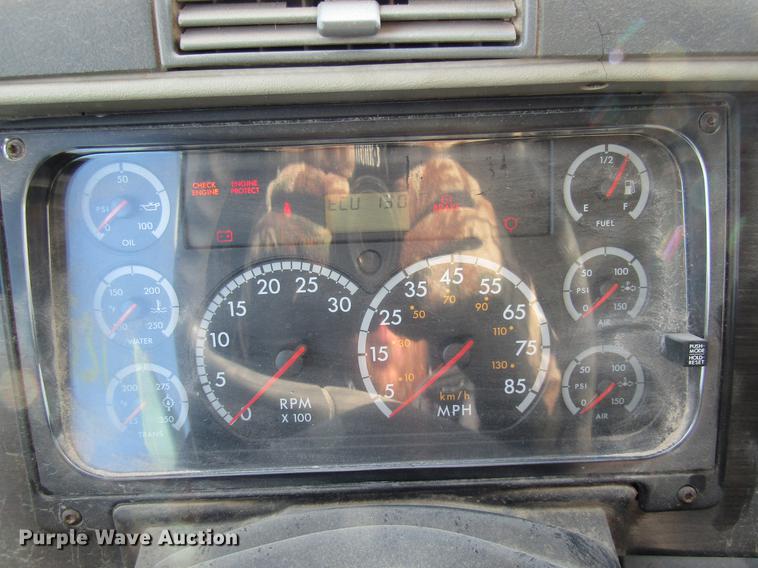 image for item DB2041 2004 Freightliner Columbia refuse truck