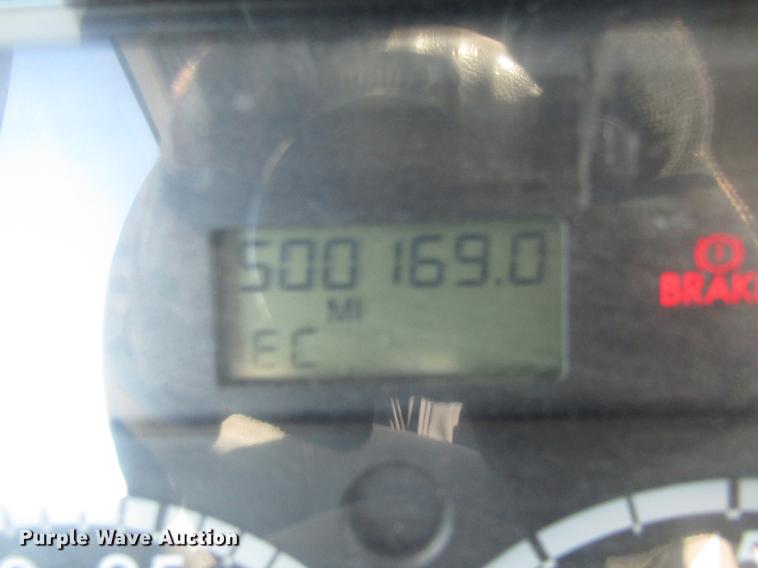 image for item DB2041 2004 Freightliner Columbia refuse truck