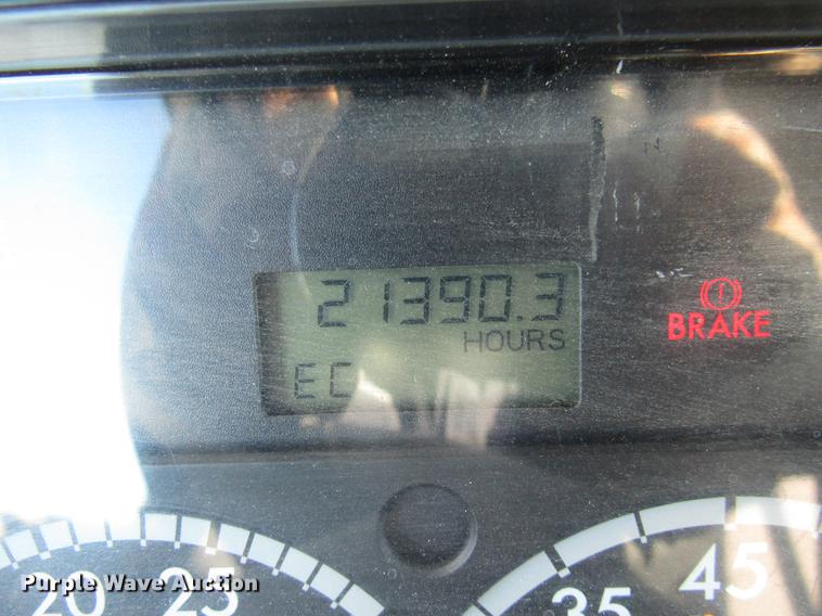 image for item DB2041 2004 Freightliner Columbia refuse truck