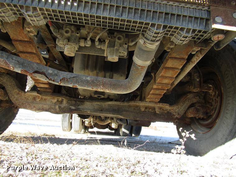 image for item DB2041 2004 Freightliner Columbia refuse truck