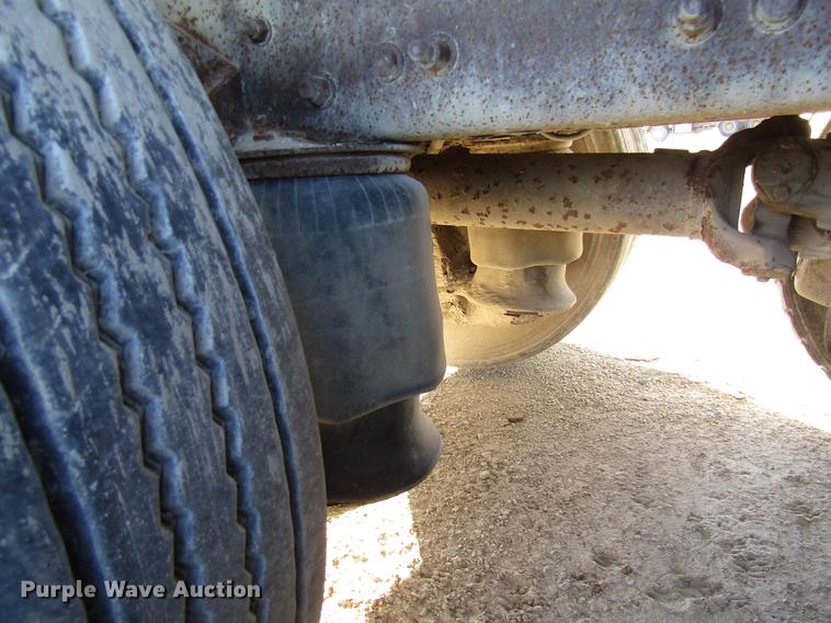 image for item DB2041 2004 Freightliner Columbia refuse truck