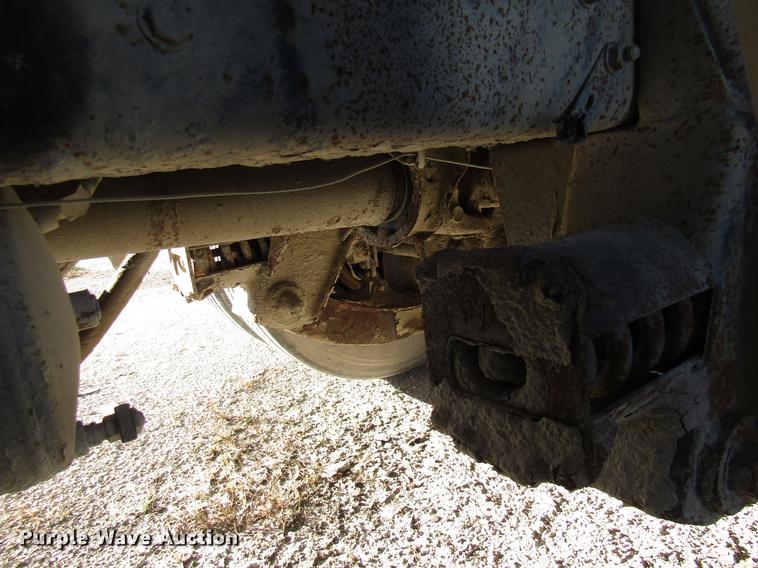 image for item DB2041 2004 Freightliner Columbia refuse truck