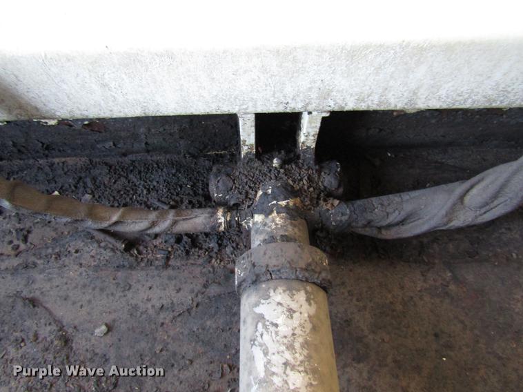 image for item DB2041 2004 Freightliner Columbia refuse truck