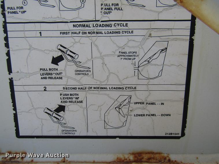 image for item DB2041 2004 Freightliner Columbia refuse truck