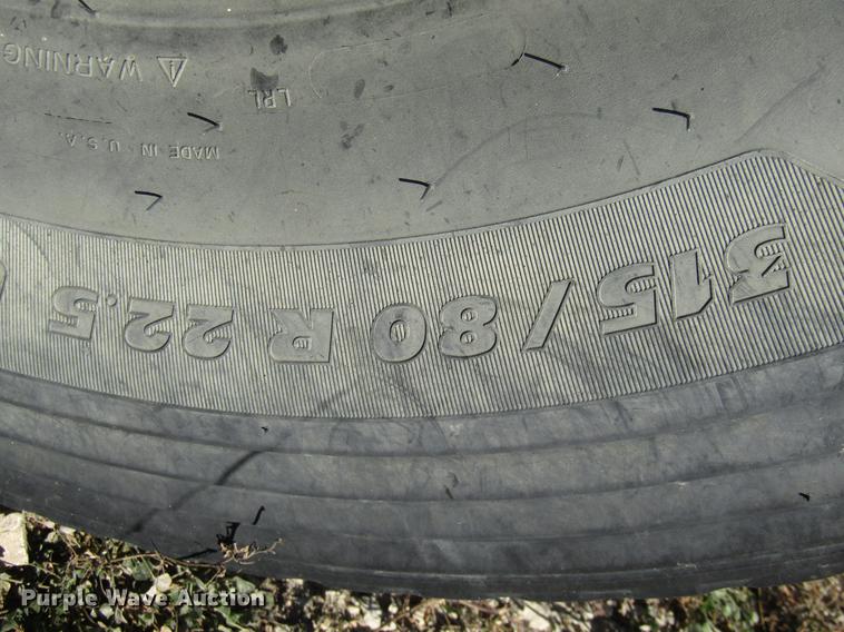 image for item DB2041 2004 Freightliner Columbia refuse truck