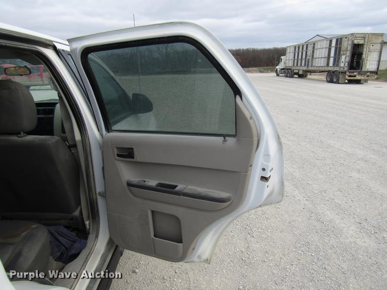 image for item DB2042 2012 Ford Escape SUV