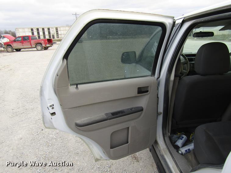 image for item DB2042 2012 Ford Escape SUV