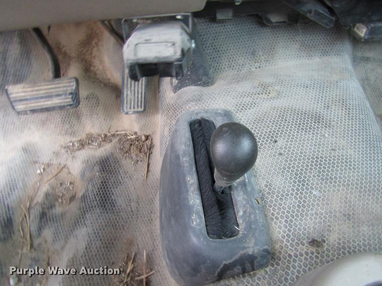 image for item DB2043 2002 GMC Sierra 2500HD pickup truck