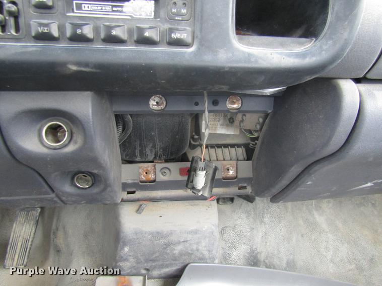 image for item DB2044 2001 Dodge Ram 1500 pickup truck