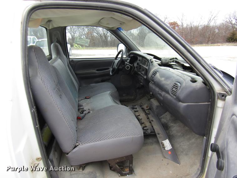 image for item DB2044 2001 Dodge Ram 1500 pickup truck