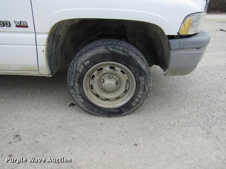 image for item DB2044 2001 Dodge Ram 1500 pickup truck