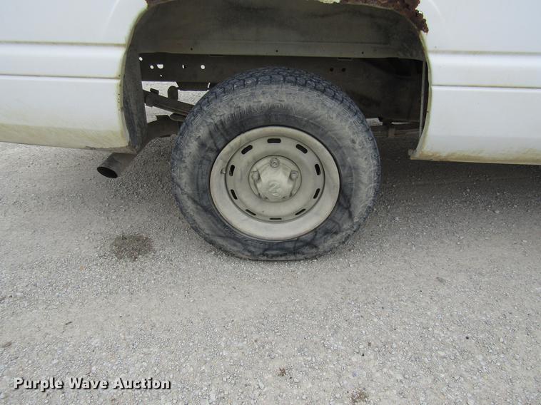 image for item DB2044 2001 Dodge Ram 1500 pickup truck