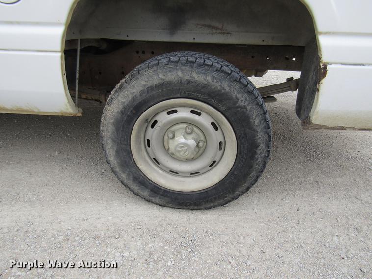 image for item DB2044 2001 Dodge Ram 1500 pickup truck