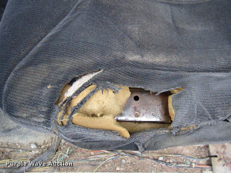 image for item DB2045 2001 GMC Sierra 1500 pickup truck