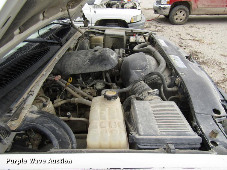 image for item DB2045 2001 GMC Sierra 1500 pickup truck