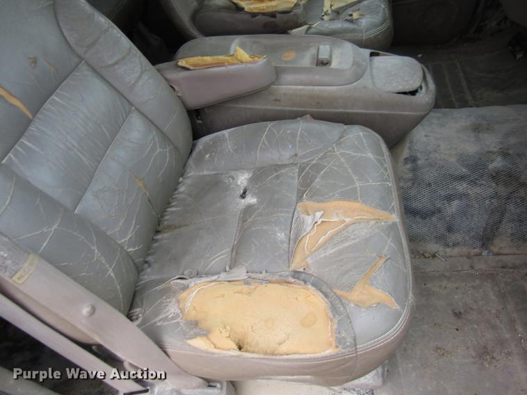 image for item DB2046 1997 GMC Suburban 1500 SUV