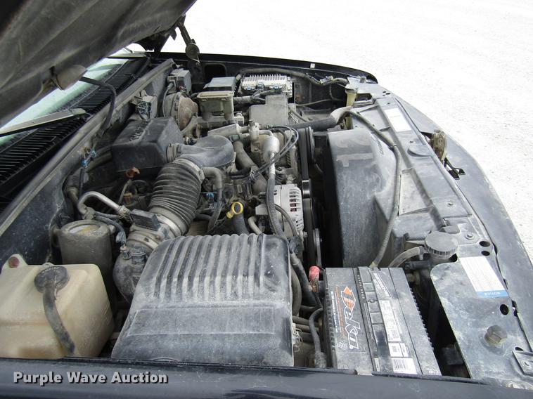 image for item DB2046 1997 GMC Suburban 1500 SUV