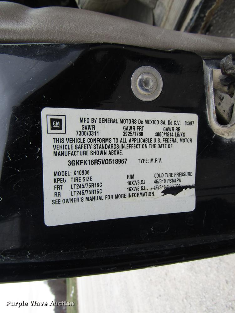 image for item DB2046 1997 GMC Suburban 1500 SUV