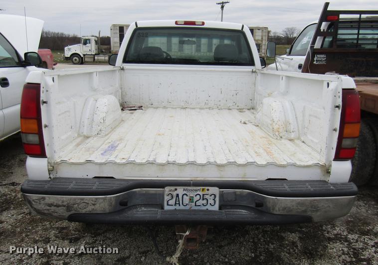 image for item DB2048 2001 GMC Sierra 1500 pickup truck