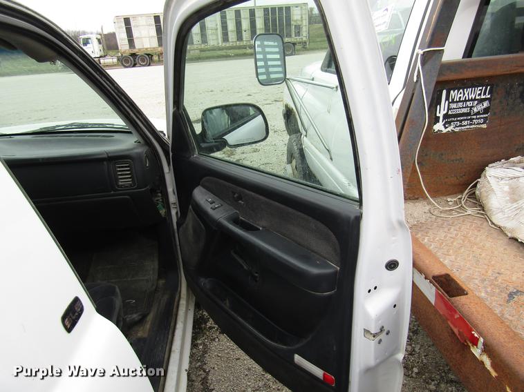 image for item DB2048 2001 GMC Sierra 1500 pickup truck