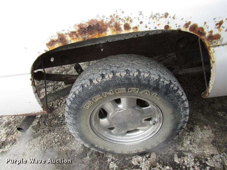 image for item DB2048 2001 GMC Sierra 1500 pickup truck