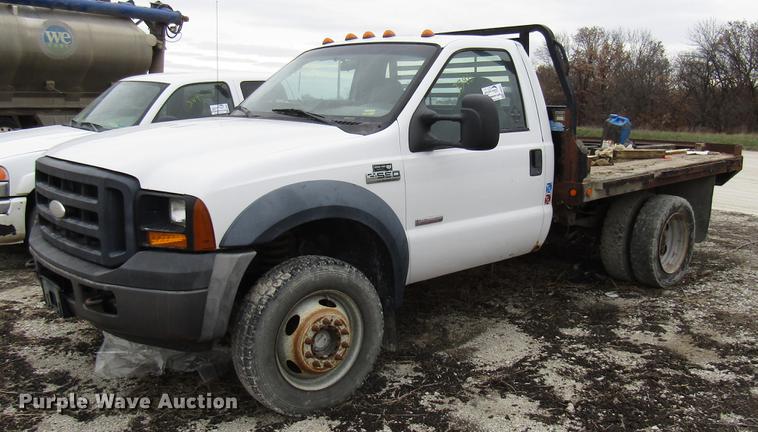 image for item DB2051 2006 Ford F550 flatbed truck