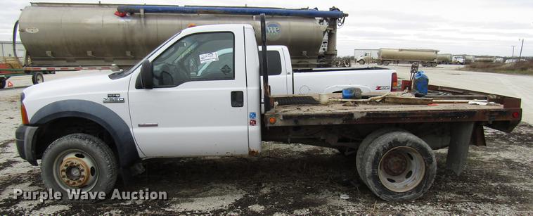 image for item DB2051 2006 Ford F550 flatbed truck