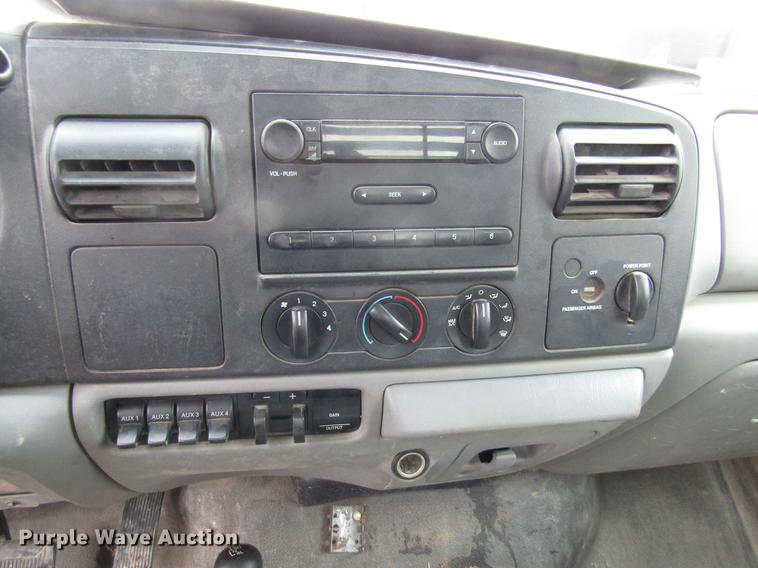 image for item DB2051 2006 Ford F550 flatbed truck