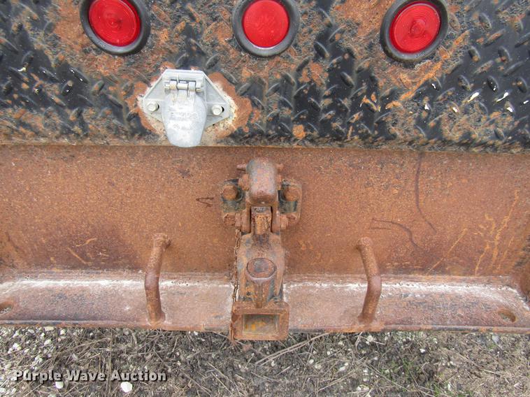 image for item DB2051 2006 Ford F550 flatbed truck