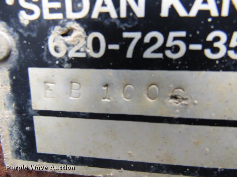 image for item DB2051 2006 Ford F550 flatbed truck