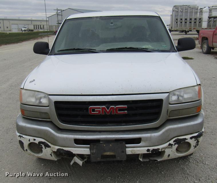image for item DB2052 2006 GMC Sierra 1500 Ext. Cab pickup truck