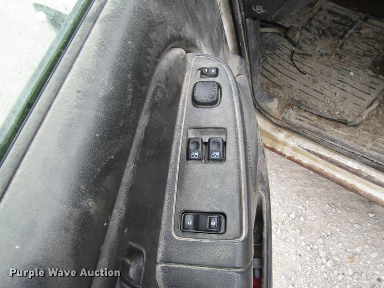 image for item DB2052 2006 GMC Sierra 1500 Ext. Cab pickup truck