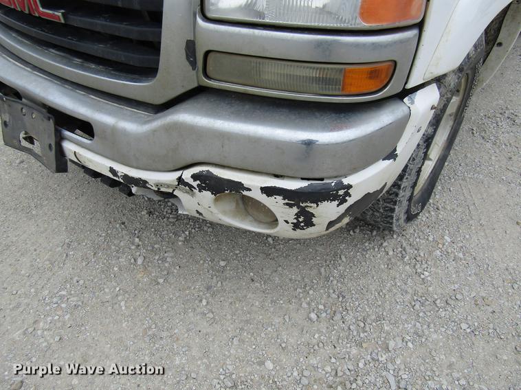 image for item DB2052 2006 GMC Sierra 1500 Ext. Cab pickup truck