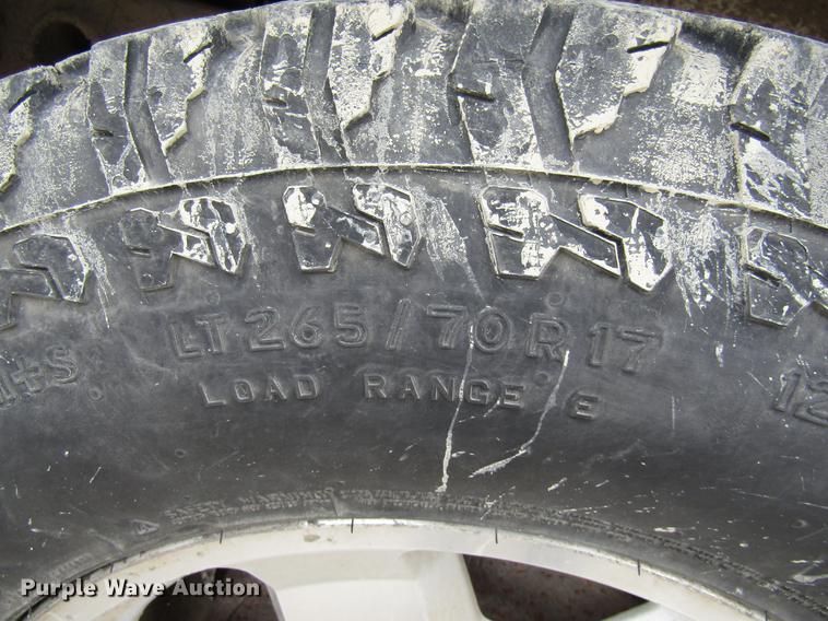 image for item DB2052 2006 GMC Sierra 1500 Ext. Cab pickup truck