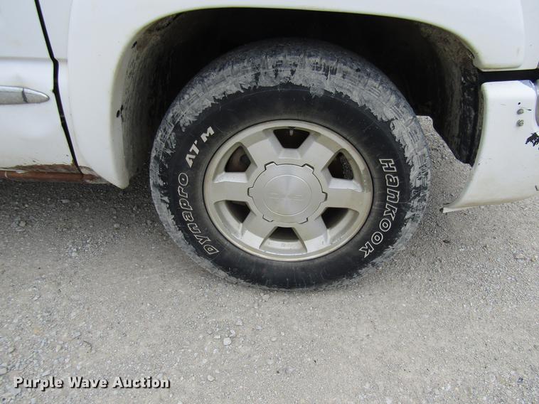 image for item DB2052 2006 GMC Sierra 1500 Ext. Cab pickup truck