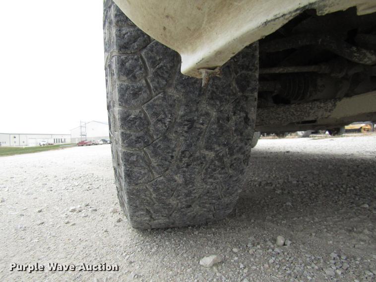 image for item DB2052 2006 GMC Sierra 1500 Ext. Cab pickup truck