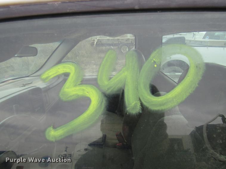 image for item DB2054 2002 GMC Sierra 2500HD pickup truck