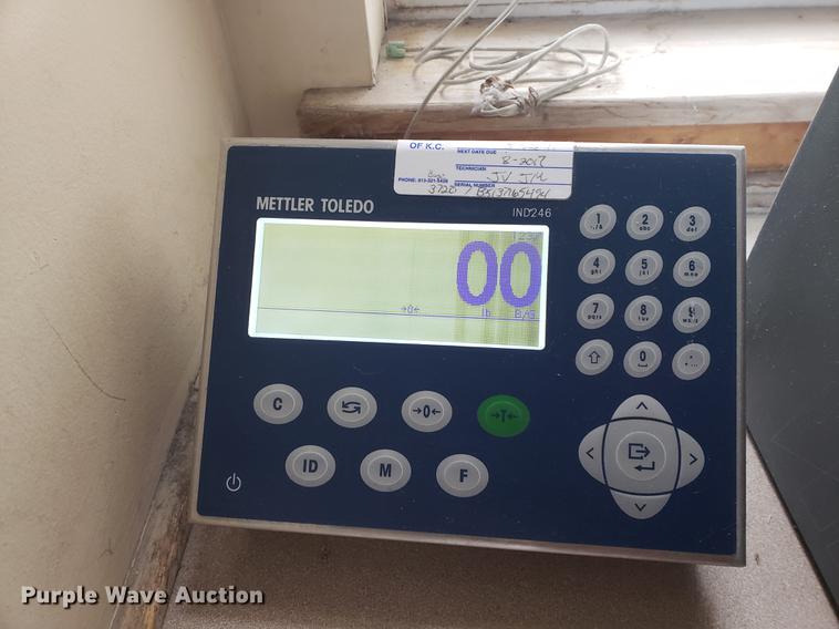 image for item DB9435 Weigh-Tronix Bridgemont scale