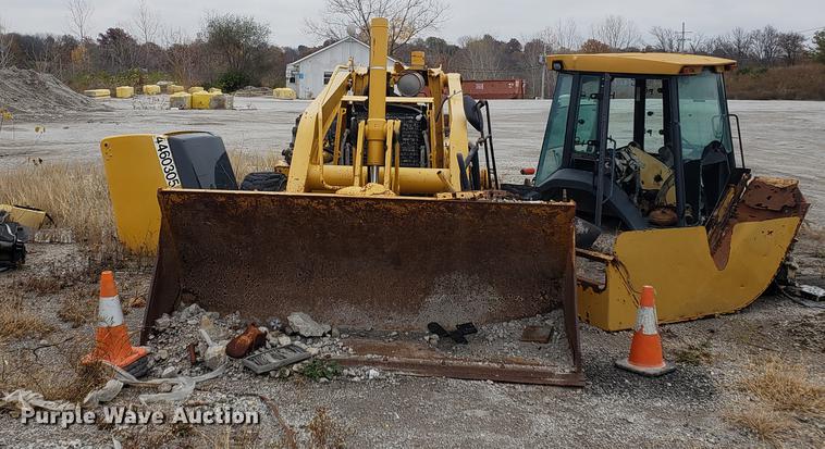 image for item DB9436 2004 John Deere 310SG backhoe