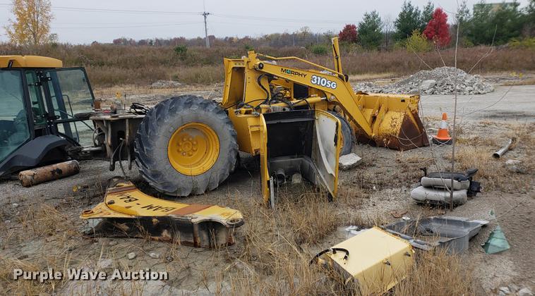 image for item DB9436 2004 John Deere 310SG backhoe