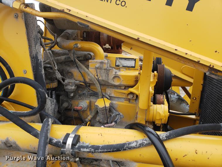 image for item DB9436 2004 John Deere 310SG backhoe