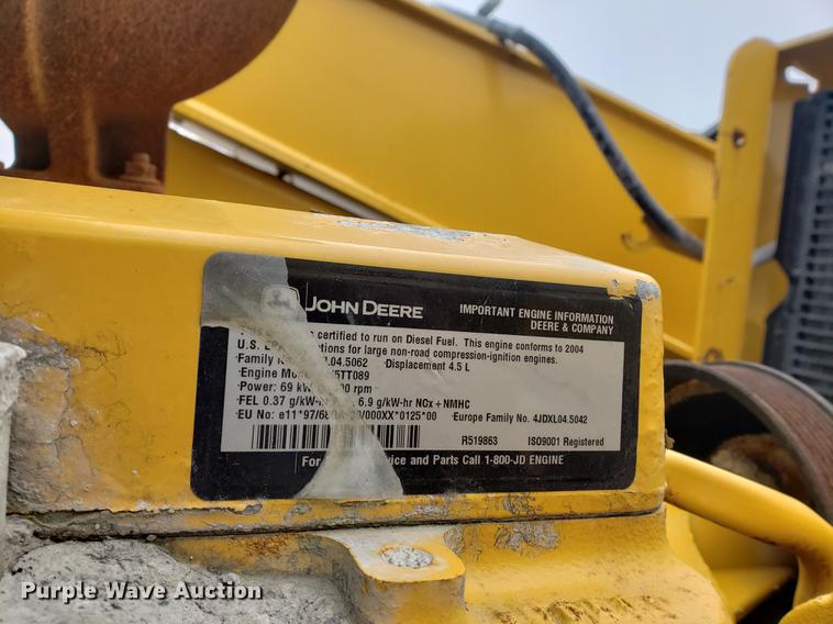 image for item DB9436 2004 John Deere 310SG backhoe