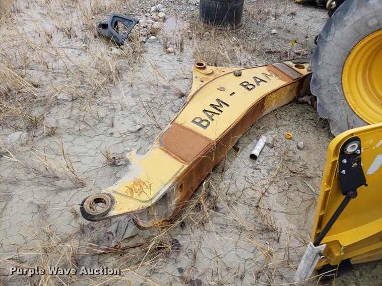 image for item DB9436 2004 John Deere 310SG backhoe