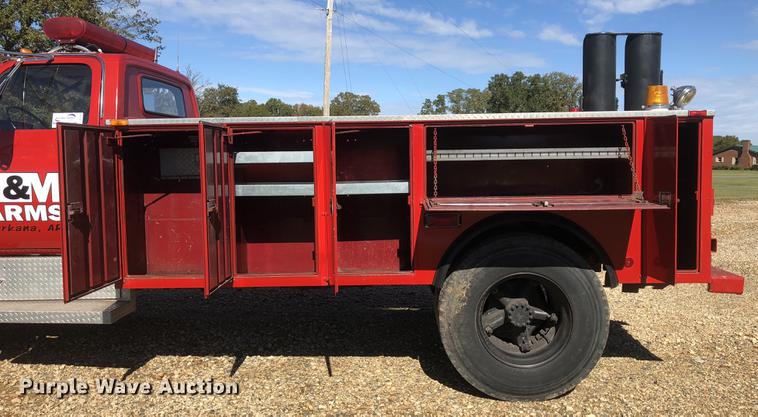 image for item DC0156 1986 GMC C6000 service truck