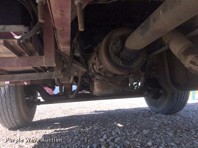 image for item DC0156 1986 GMC C6000 service truck