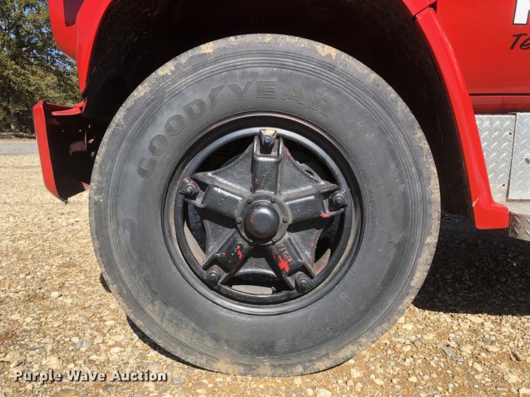 image for item DC0156 1986 GMC C6000 service truck