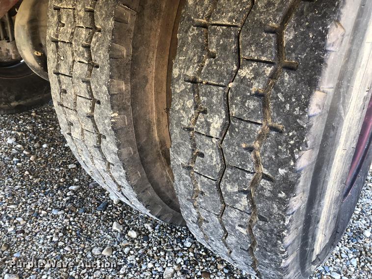 image for item DC0156 1986 GMC C6000 service truck